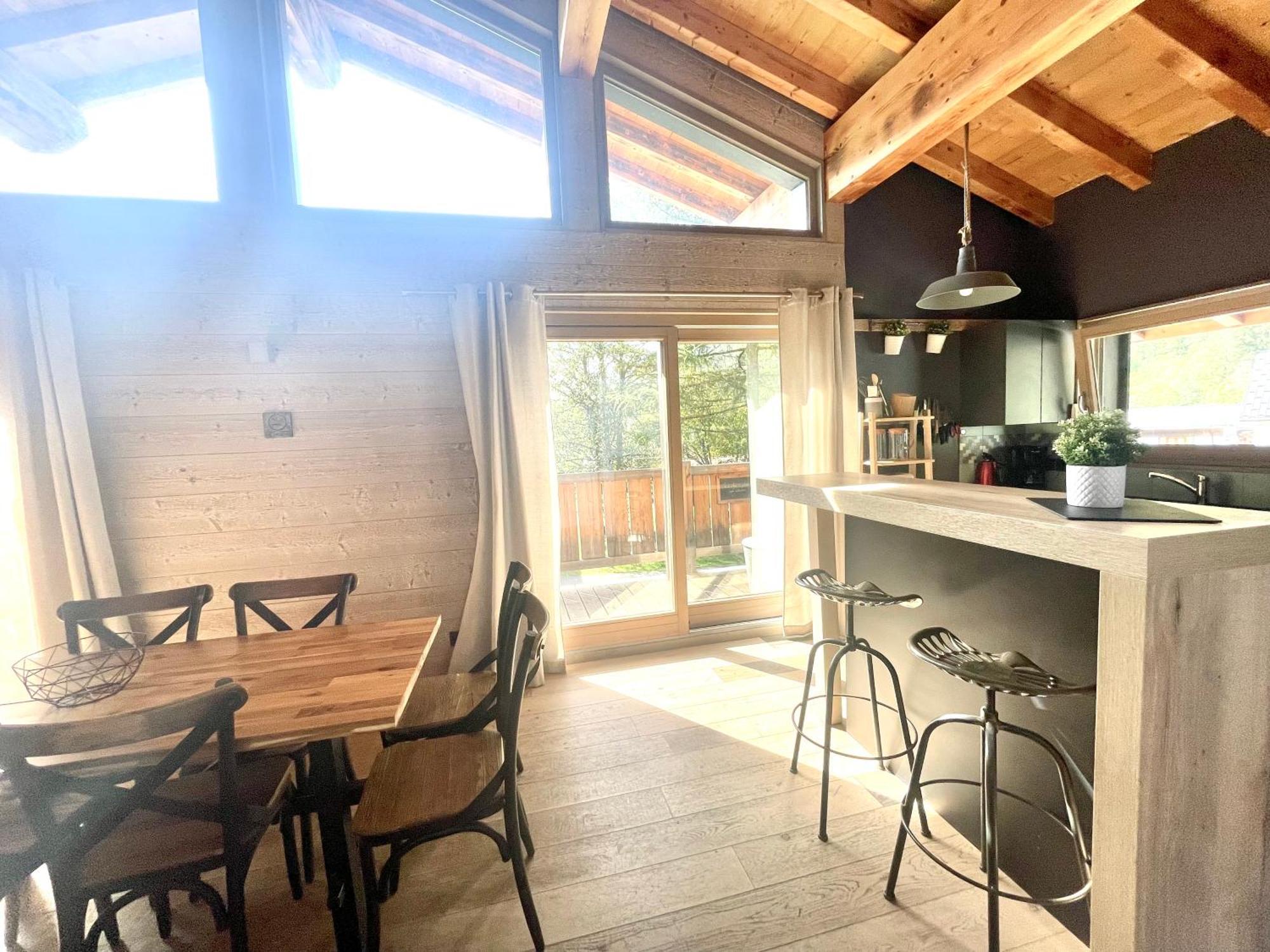 Chalet Le Petit Nicolas, Jacuzzi, Vue Mont Blanc Chamonix Luaran gambar