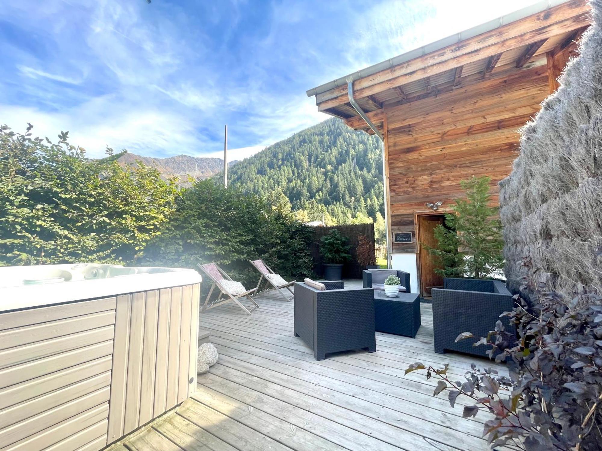 Chalet Le Petit Nicolas, Jacuzzi, Vue Mont Blanc Chamonix Luaran gambar
