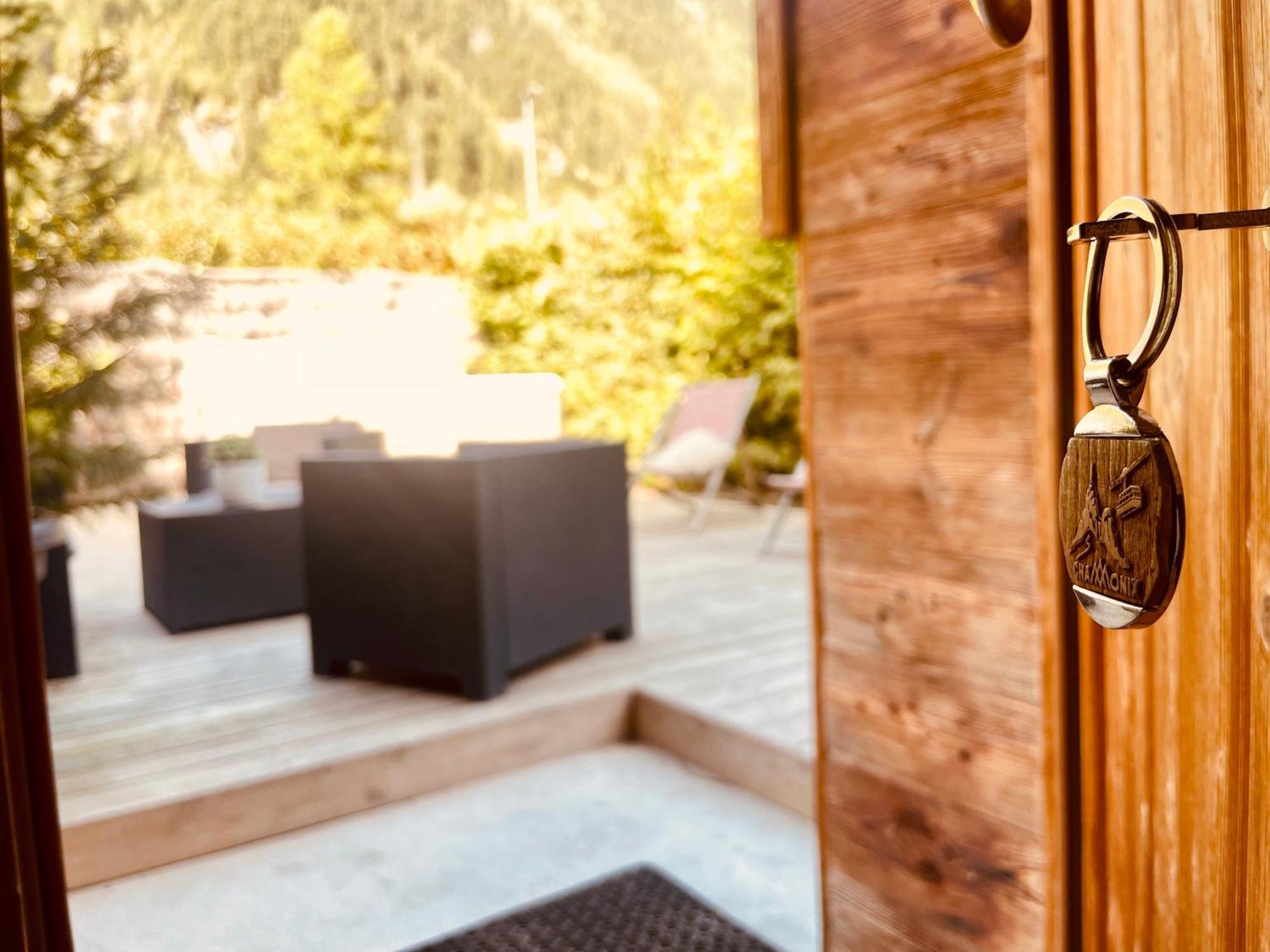 Chalet Le Petit Nicolas, Jacuzzi, Vue Mont Blanc Chamonix Luaran gambar